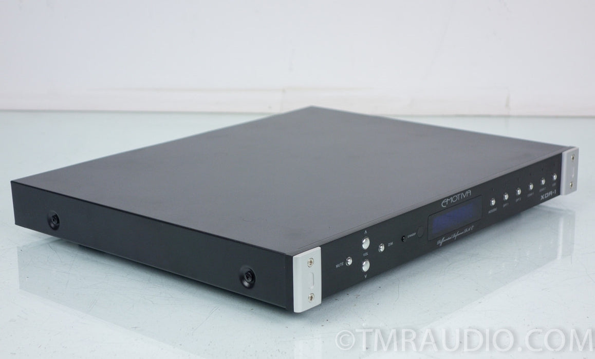 Emotiva XDA-1 Digital / Analog Converter