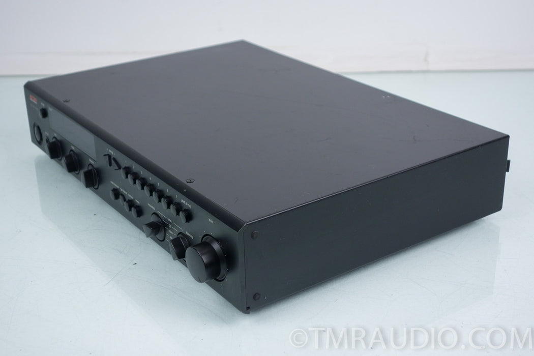 ADCOM GTP-350 Preamp / Preamplifier with Digital AM/FM Tuner