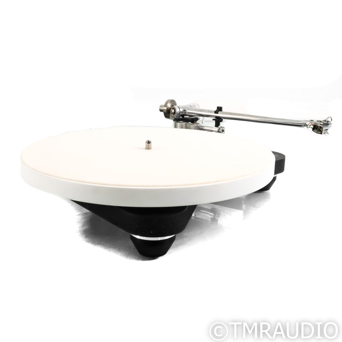 Rega Planar 10 Turntable; NO CARTRIDGE