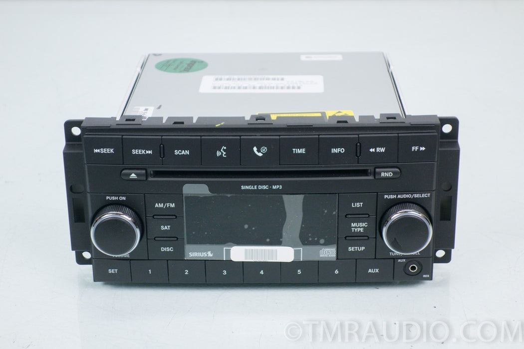 Chrysler / Mopar AM / FM / SAT / CD Radio P05064059AI