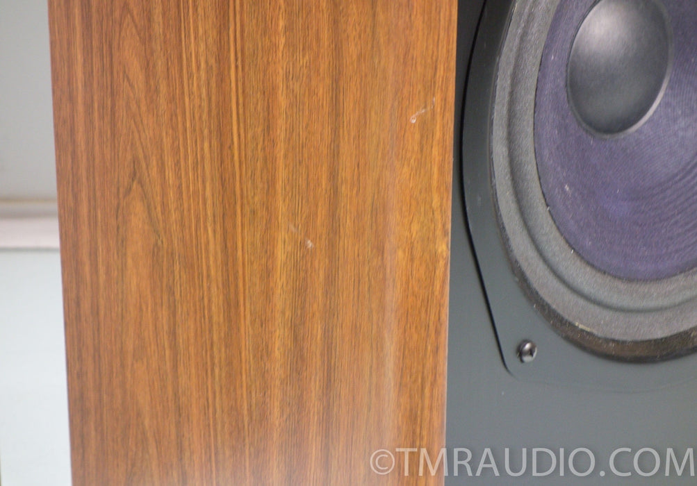 Vintage Advent 5002 Speakers