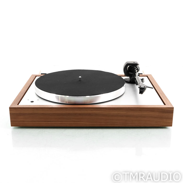 Pro-Ject The Classic EVO Belt-Drive Turntable with Sumiko Amethyst MM Cartridge