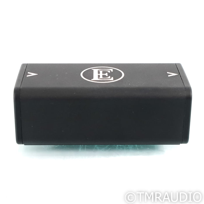 Chord Company English Electric EE1 Ethernet Noise Isolator