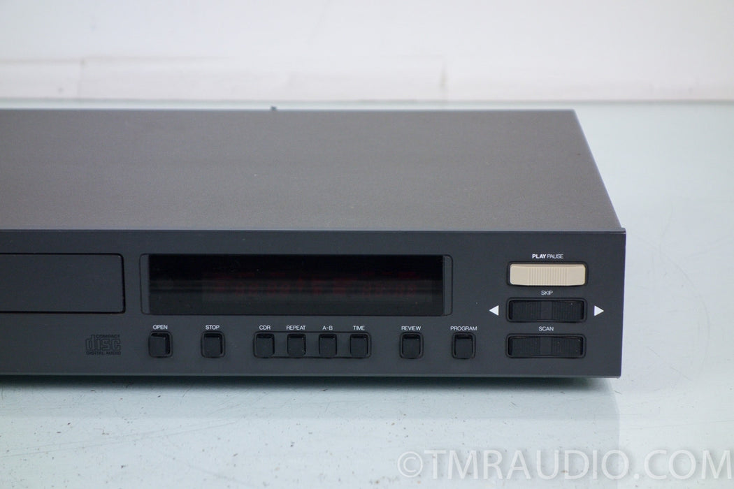 NAD 5440 Single Disc Compact Disc / CD Player