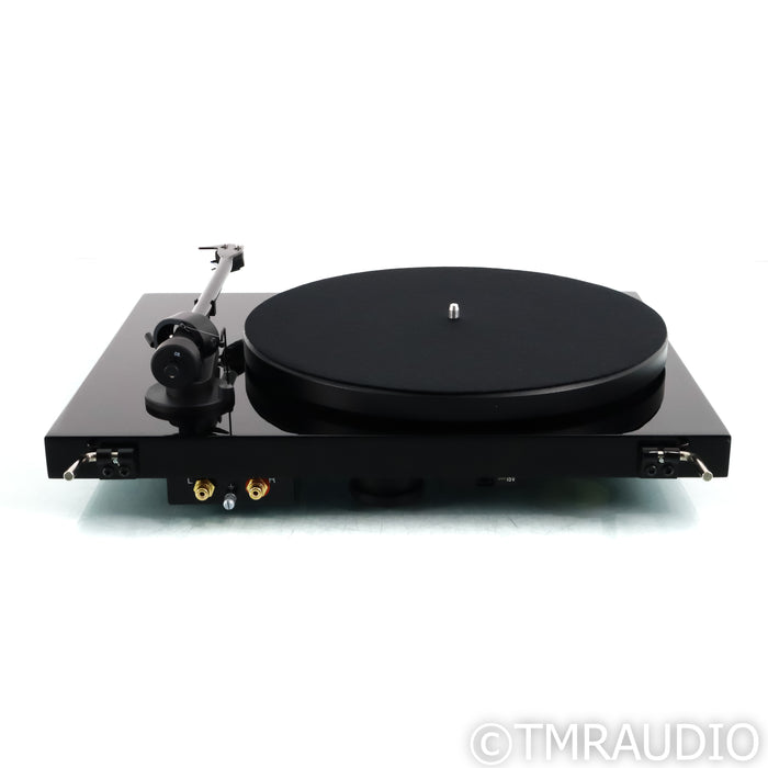 Pro-Ject Debut Carbon EVO Belt-Drive Turntable; Black with Sumiko Rainier MM