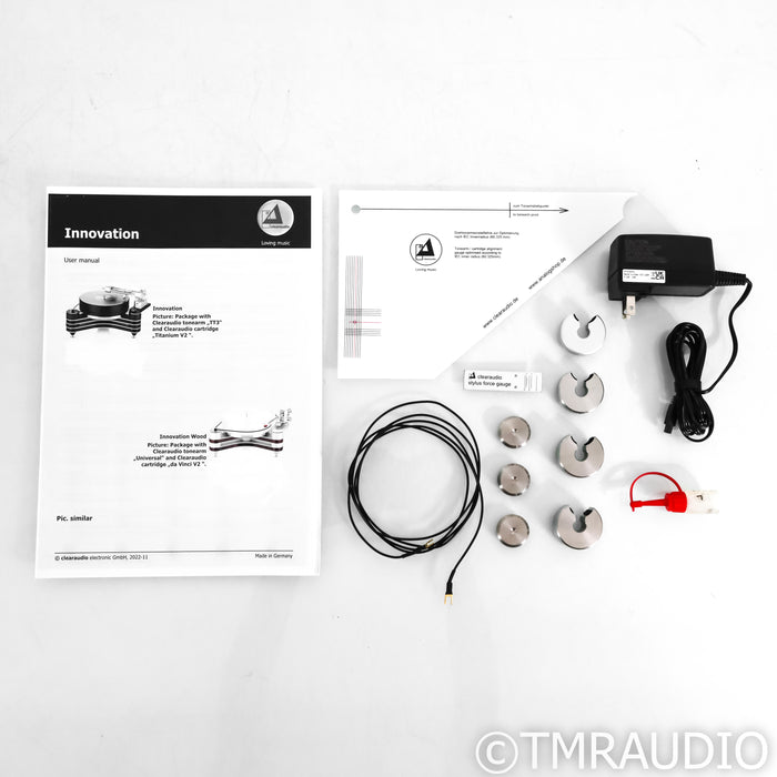 Clearaudio Innovation Wood Belt Drive Turntable; Universal 9" Tonearm