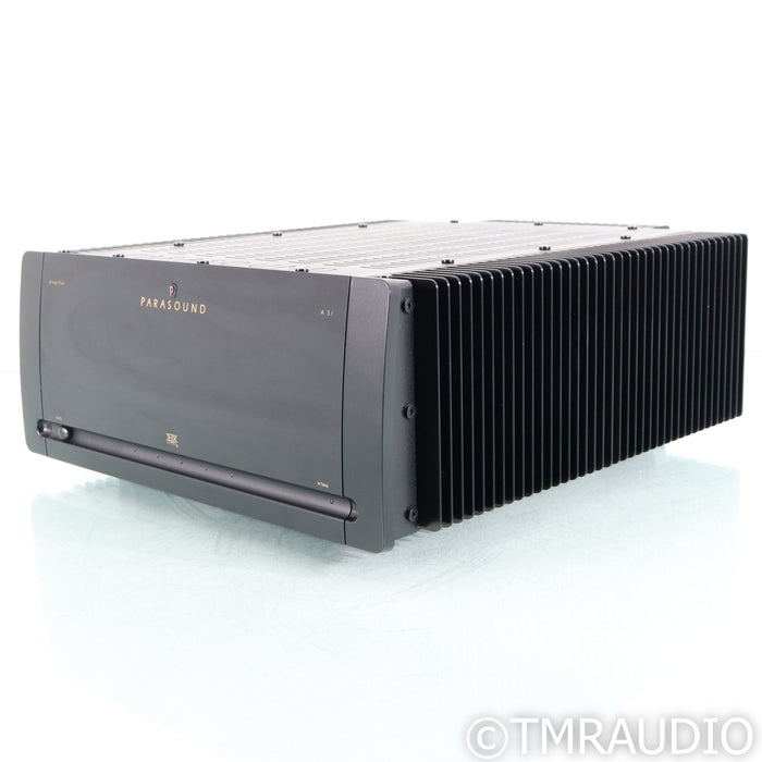 Parasound A 51 Five-Channel Power Amplifier