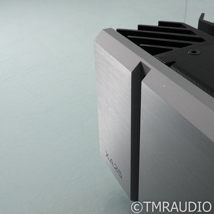 Pass Labs XA25 Stereo Power Amplifier