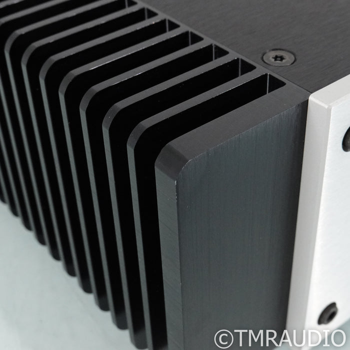 Benchmark Media AHB2 Stereo Power Amplifier