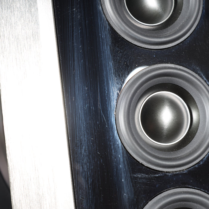 McIntosh  XRT2.1K Floorstanding Speakers; XRT 2.1K; Gloss Black Pair