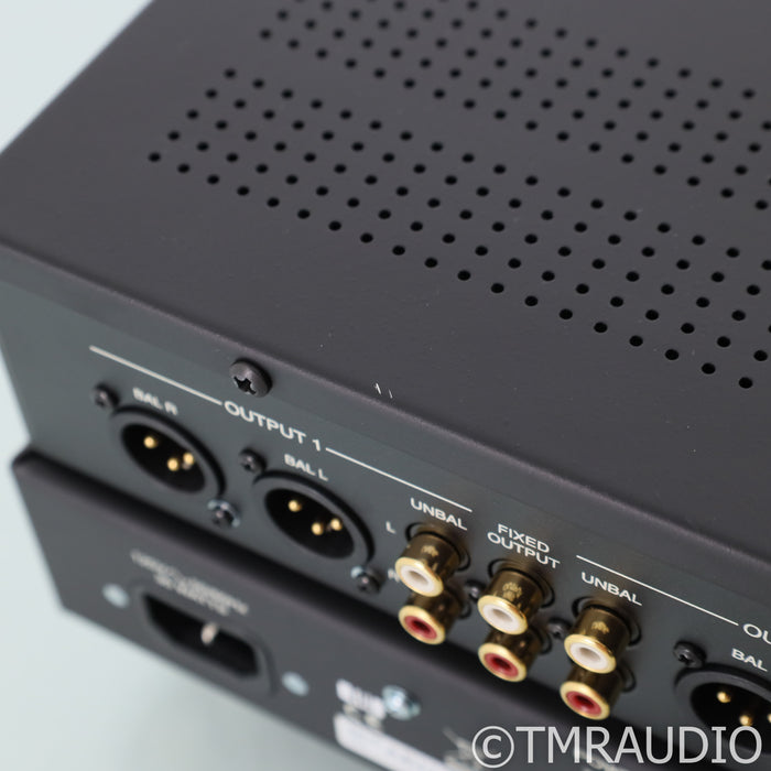 McIntosh C47 Stereo Preamplifier; MM / MC Phono