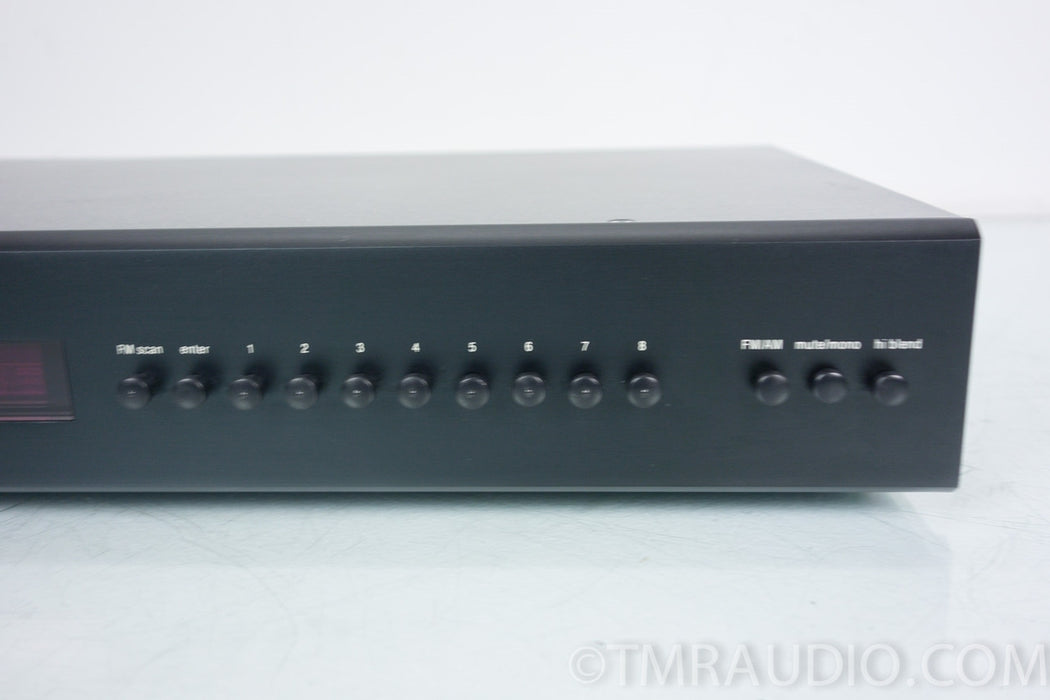 Adcom GFT-555 ii AM / FM Tuner