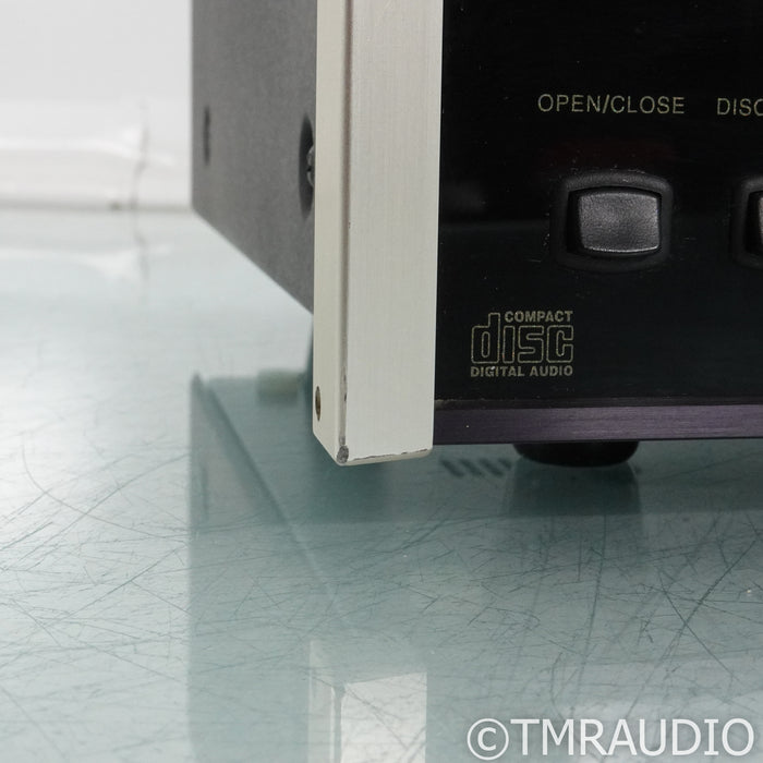 McIntosh MCD205 5-Disc CD Changer