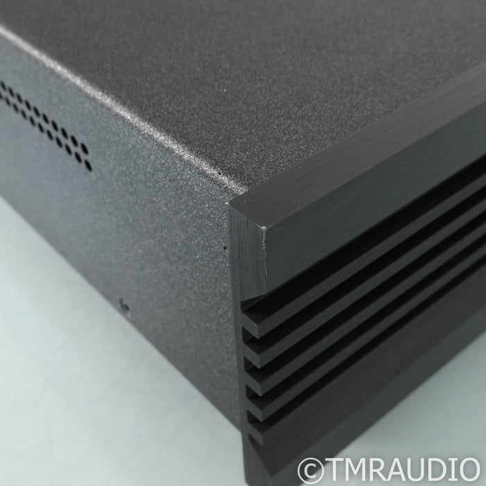 IsoTek Evo3 Sigmas Power Conditioner; w/ Premier Power Cable