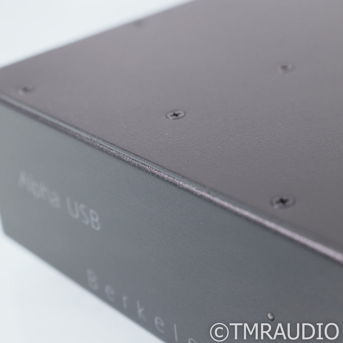 Berkeley Audio Design Alpha USB Series 2; D/D Converter