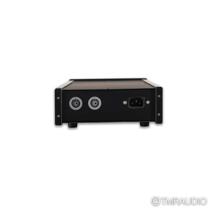 Mark Levinson No. 26S Stereo Preamplifier (PH / Aux 2 Input Non-Functional)