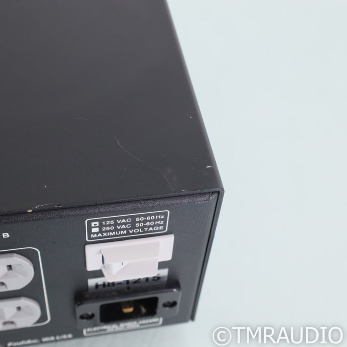 Shunyata Research Hydra Model 8 AC Power Line Conditioner