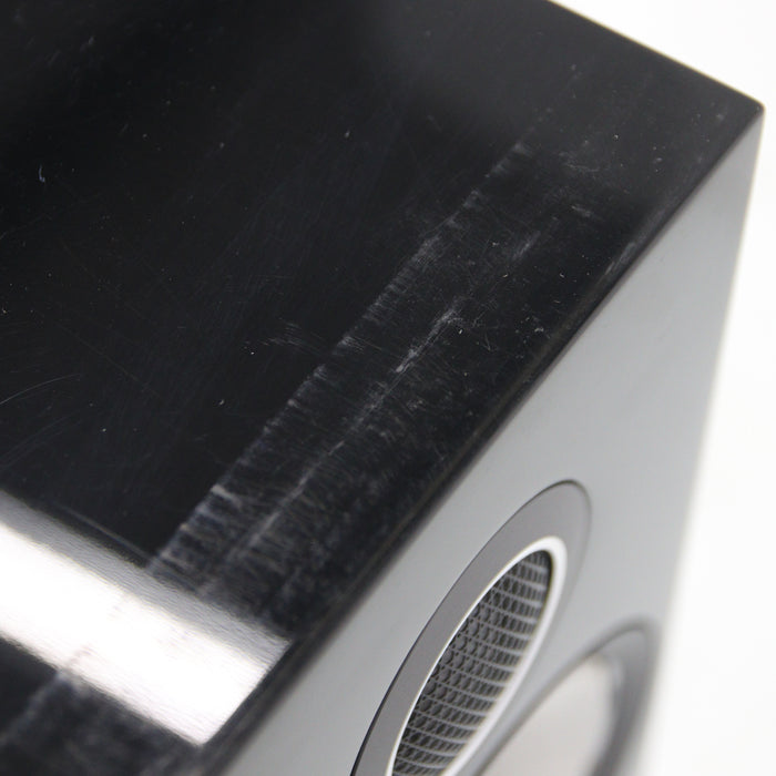 Bowers & Wilkins 704 S2 Floorstanding Speakers; Gloss Black Pair