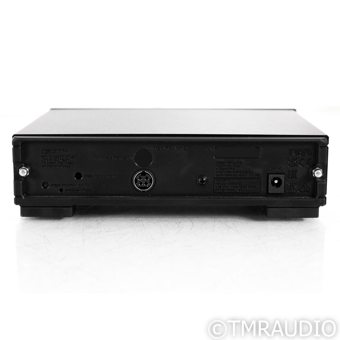 Rega Planar 8 Belt-Drive Turntable; Apheta 3 MC Cartridge