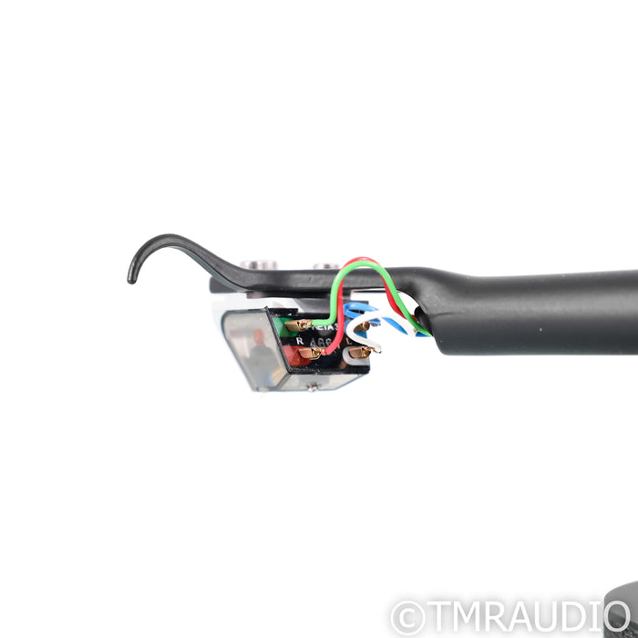 Rega Planar 8 Belt-Drive Turntable; Apheta 3 MC Cartridge