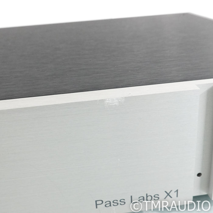 Pass Labs X1 Stereo Preamplifier
