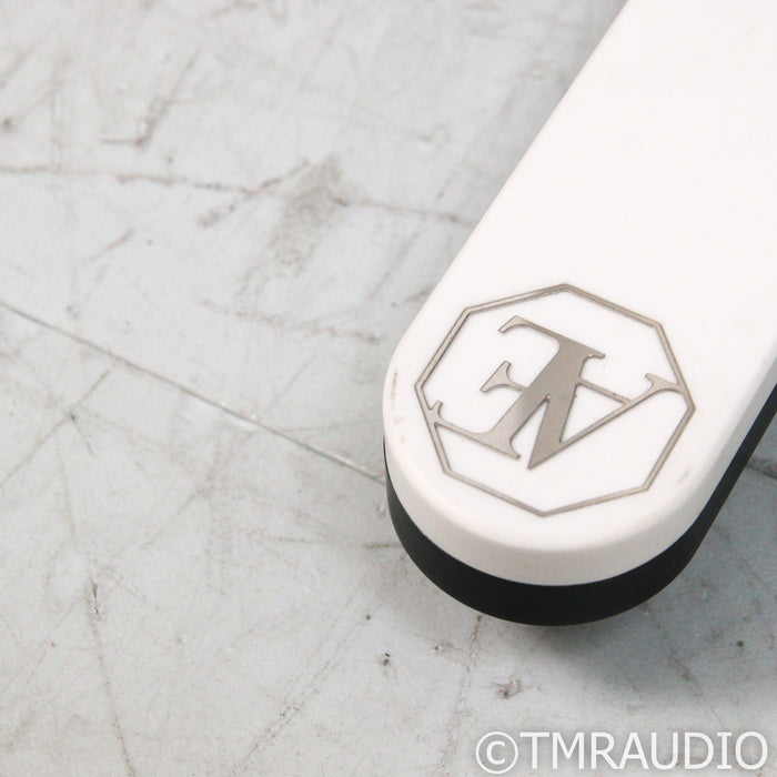 Aequo Audio Stilla Active Floorstanding Speakers; White Pair