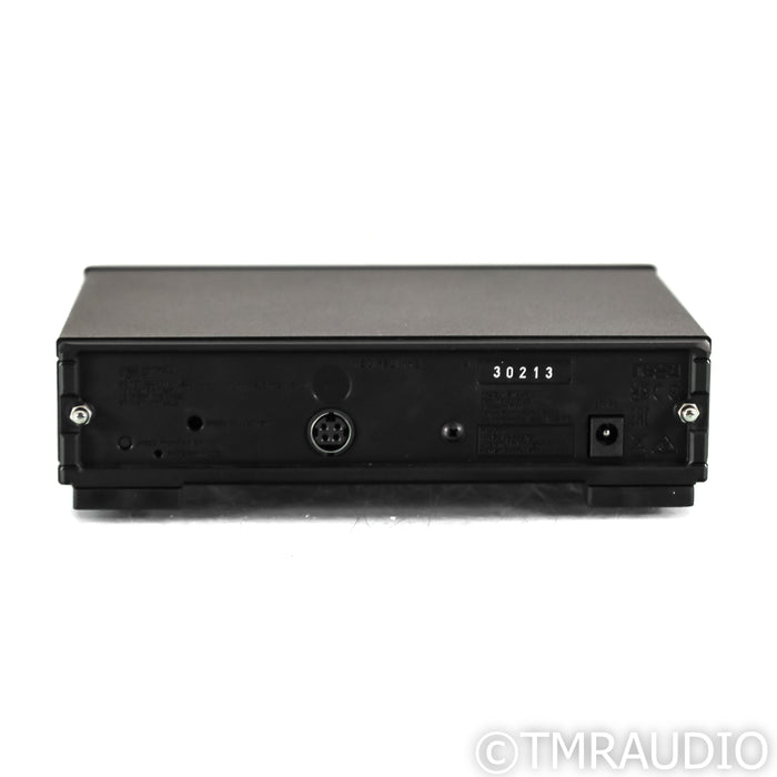 Rega P6 Belt Drive Turntable with Audio-Technica AT-OC9XEN MC Cartridge