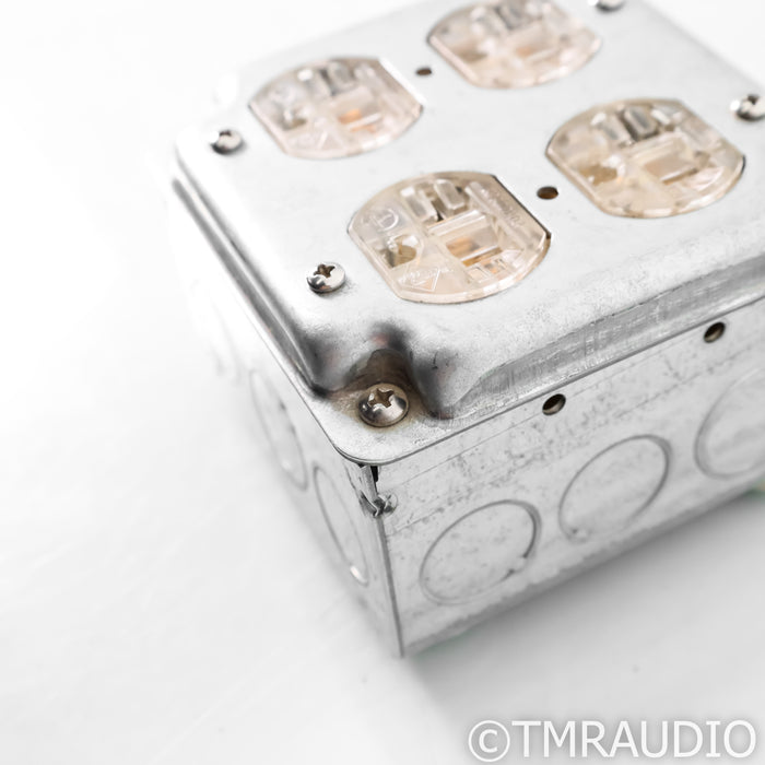 VH Audio Hot Box Power Distributor; 1m AC Cord; 4 Outlets