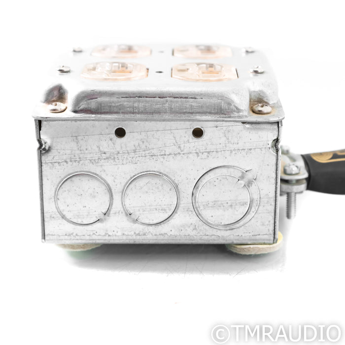 VH Audio Hot Box Power Distributor; 1m AC Cord; 4 Outlets