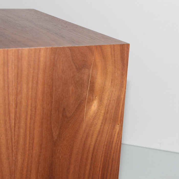 Klipsch Heresy IV Floorstanding Speakers; Walnut Pair
