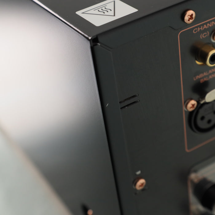 Marantz MM8077 Seven-Channel Power Amplifier