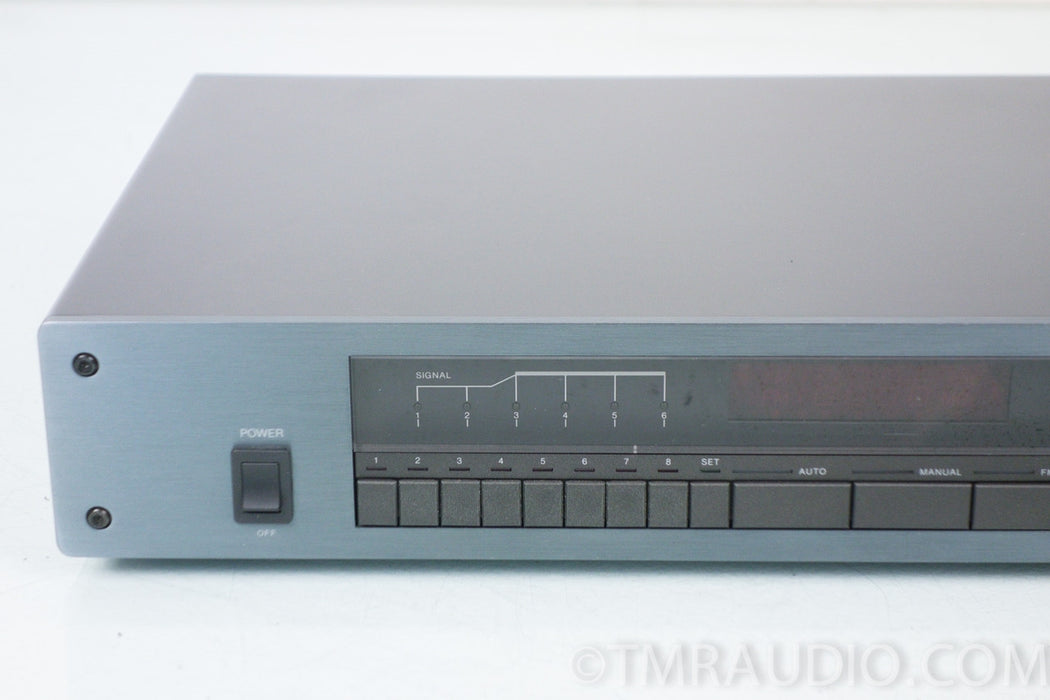 Carver TX-2 Tuner in Factory Box