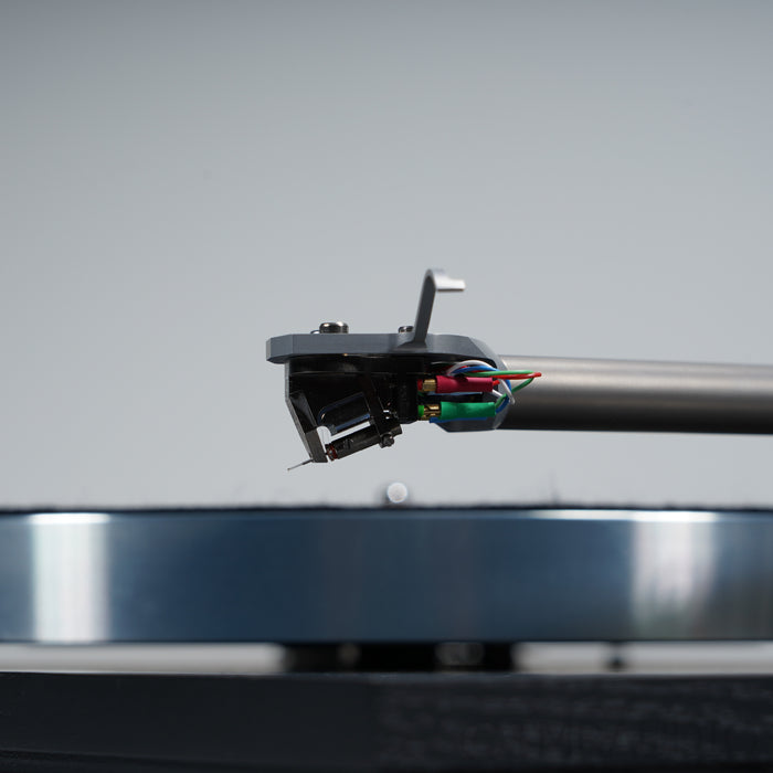 Linn Klimax LP12 Belt-Drive Turntable; Ekos SE Tonearm; Ekstatik MC Cartridge