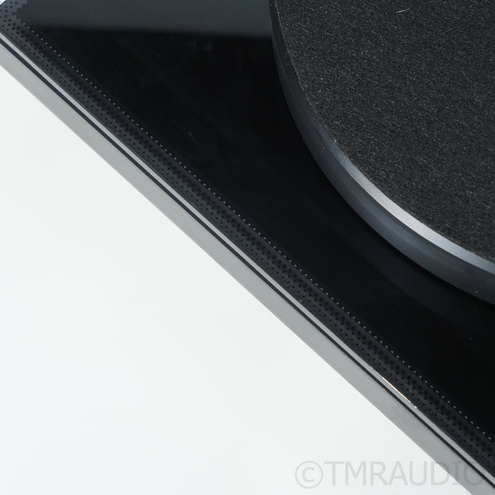 McIntosh MT2 Belt Drive Turntable (No Cartridge)