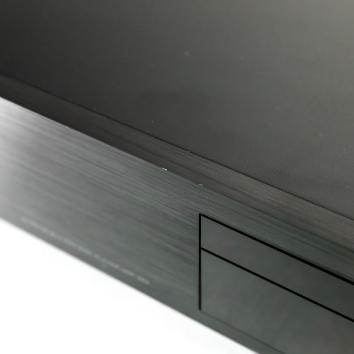 Oppo UDP-203 Universal 4k Blu-ray Player; CD / SACD
