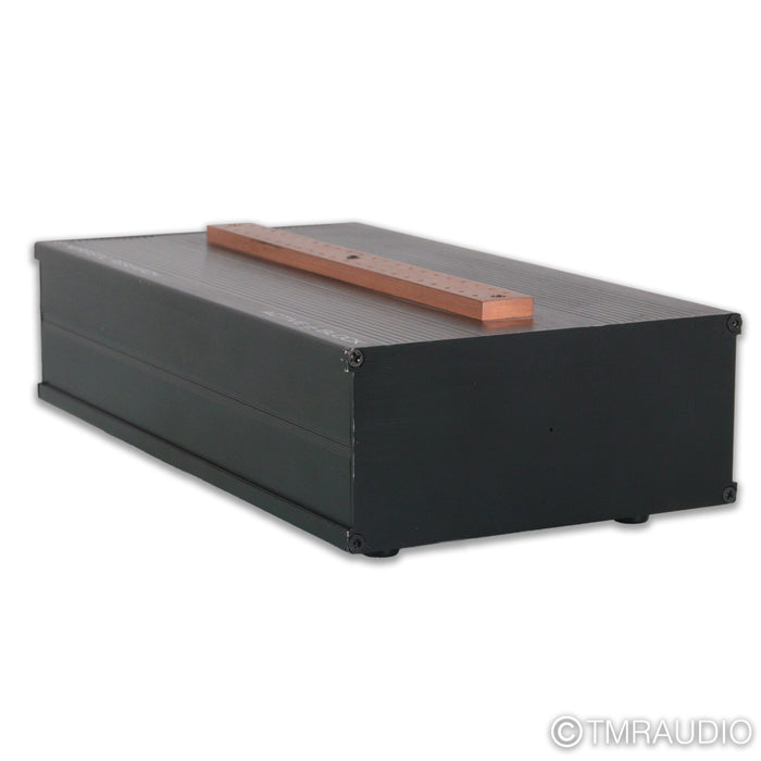 Synergistic Research Active Ground Block SE Power Conditioner (Conditioner Only)