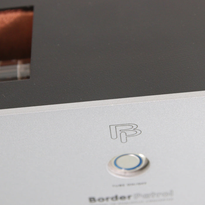 BorderPatrol SE-i USB Tube DAC; D/A Converter; Beeswax Caps