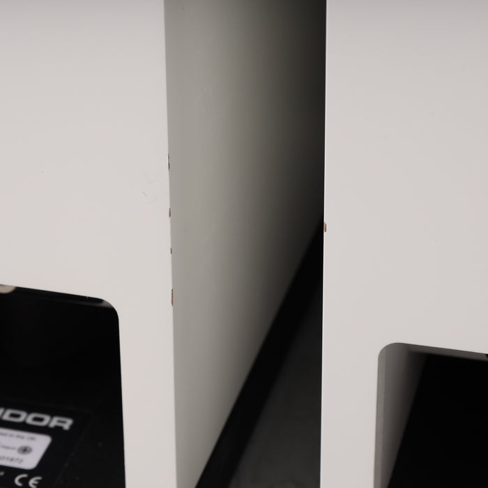 Spendor D7.2 Floorstanding Speakers; White Pair
