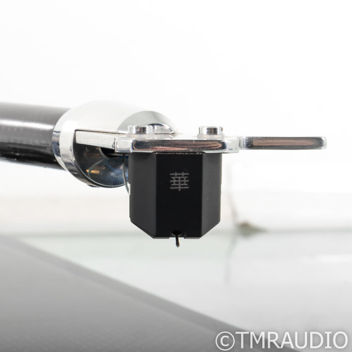 E.A.T. C Sharp Belt Drive Turntable with Hana SL MC Cartridge