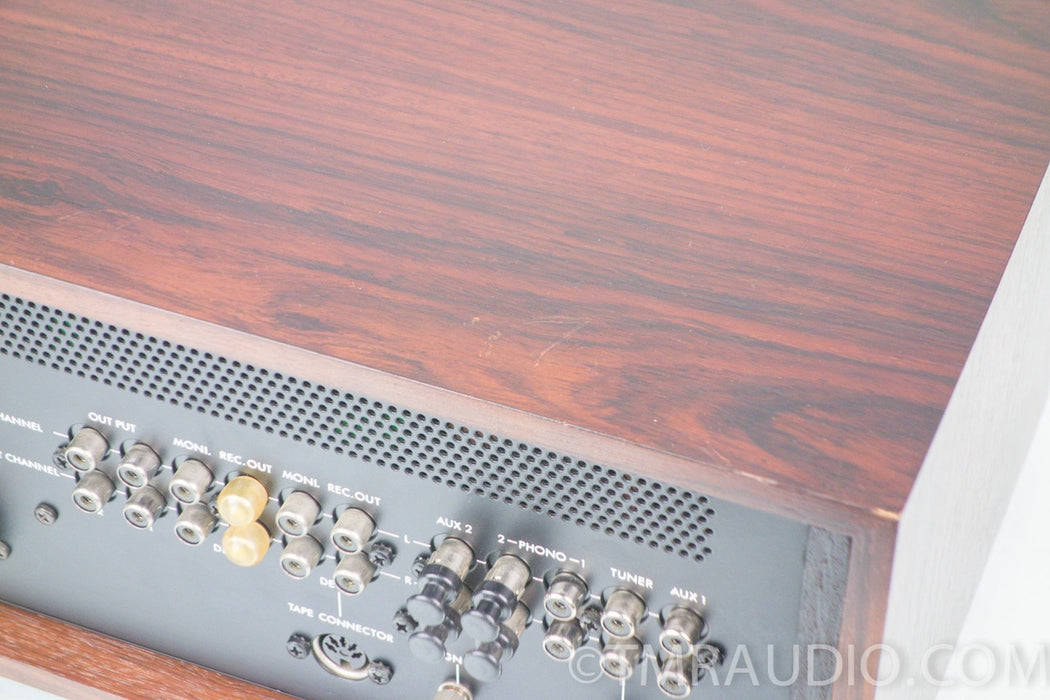 Luxman C-1010 Vintage Stereo Control Amplifier
