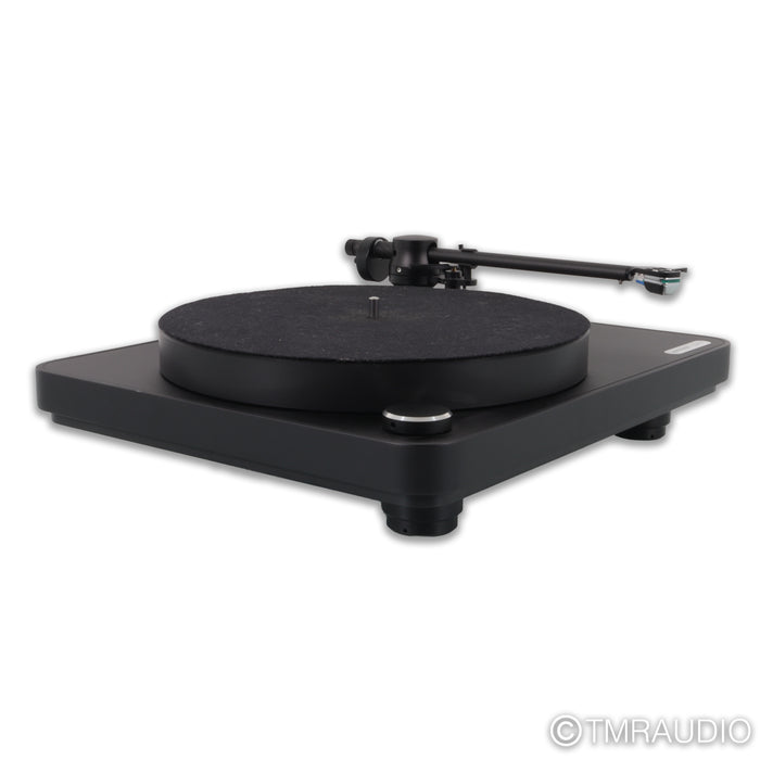 Clearaudio Signature Belt Drive Turntable; DS Audio E1 Cartridge / D3 Equalizer