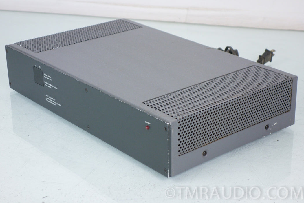 Apt Corporation Power Amplifier 1