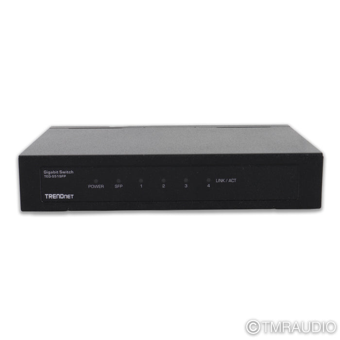 Sonore Signature Rendu SE Network Streamer; w/ Trendnet Ethernet Switch