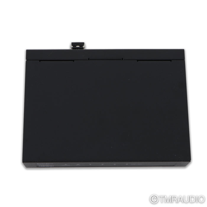 Sonore Signature Rendu SE Network Streamer; w/ Trendnet Ethernet Switch