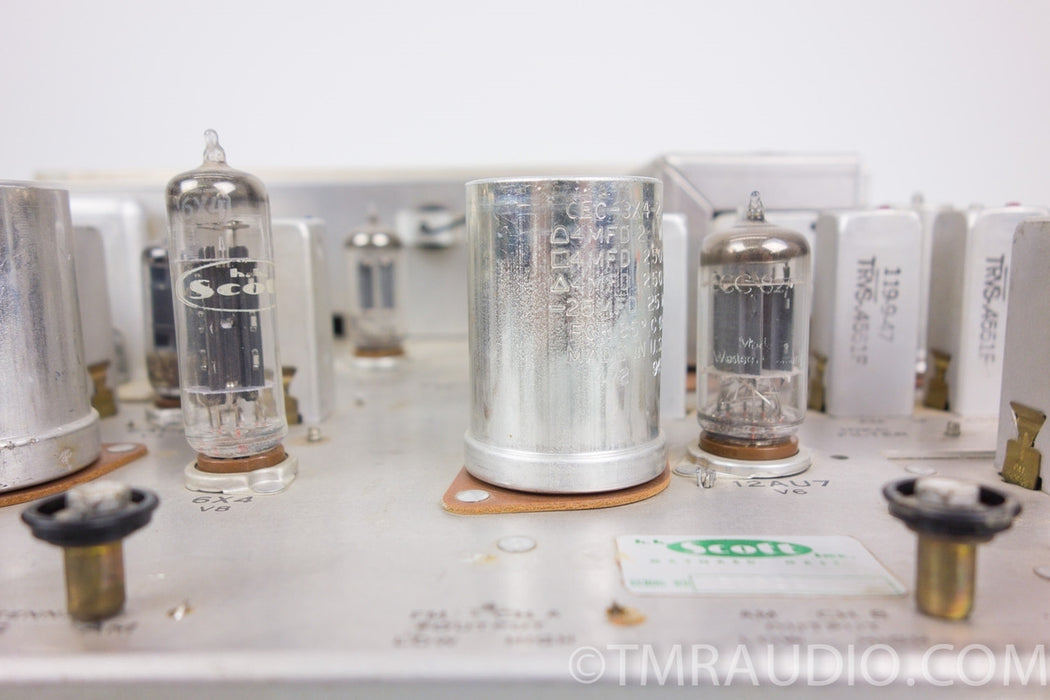 H.H. Scott 330-D AM / FM Vintage Tuner
