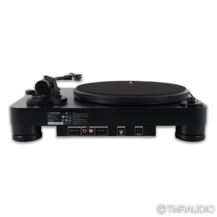 Audio Technica AT-LP7 Belt Drive Turntable with Audio-technica VM520EB MM Cartridge