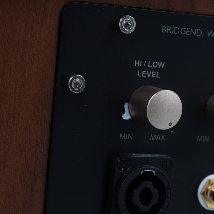 REL Acoustics Classic 99 12" Powered Subwoofer; Walnut