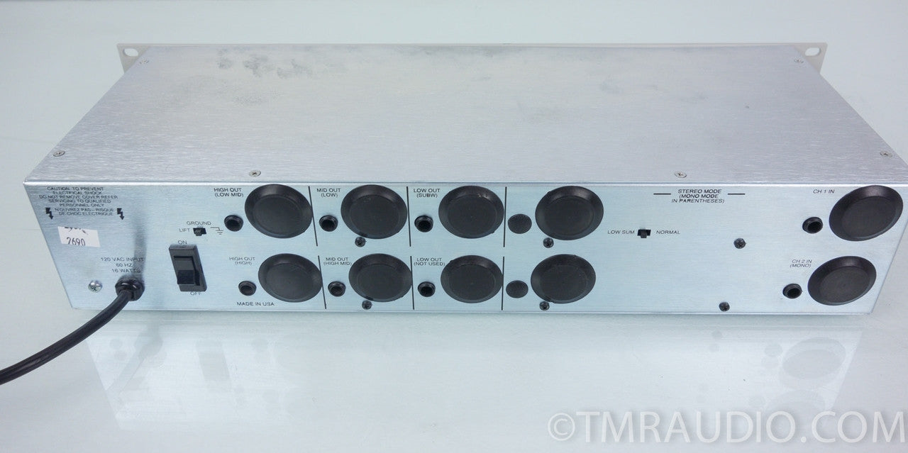 Furman S-424 24 / db Active Professional Crossover