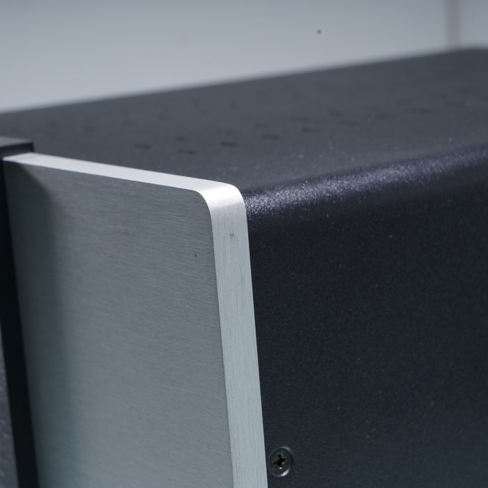 Classe Audio CAM 200 Monoblock Power Amplifiers; Pair