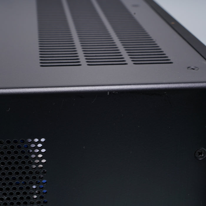 SAE 8300 Eight Channel Power Amplifier